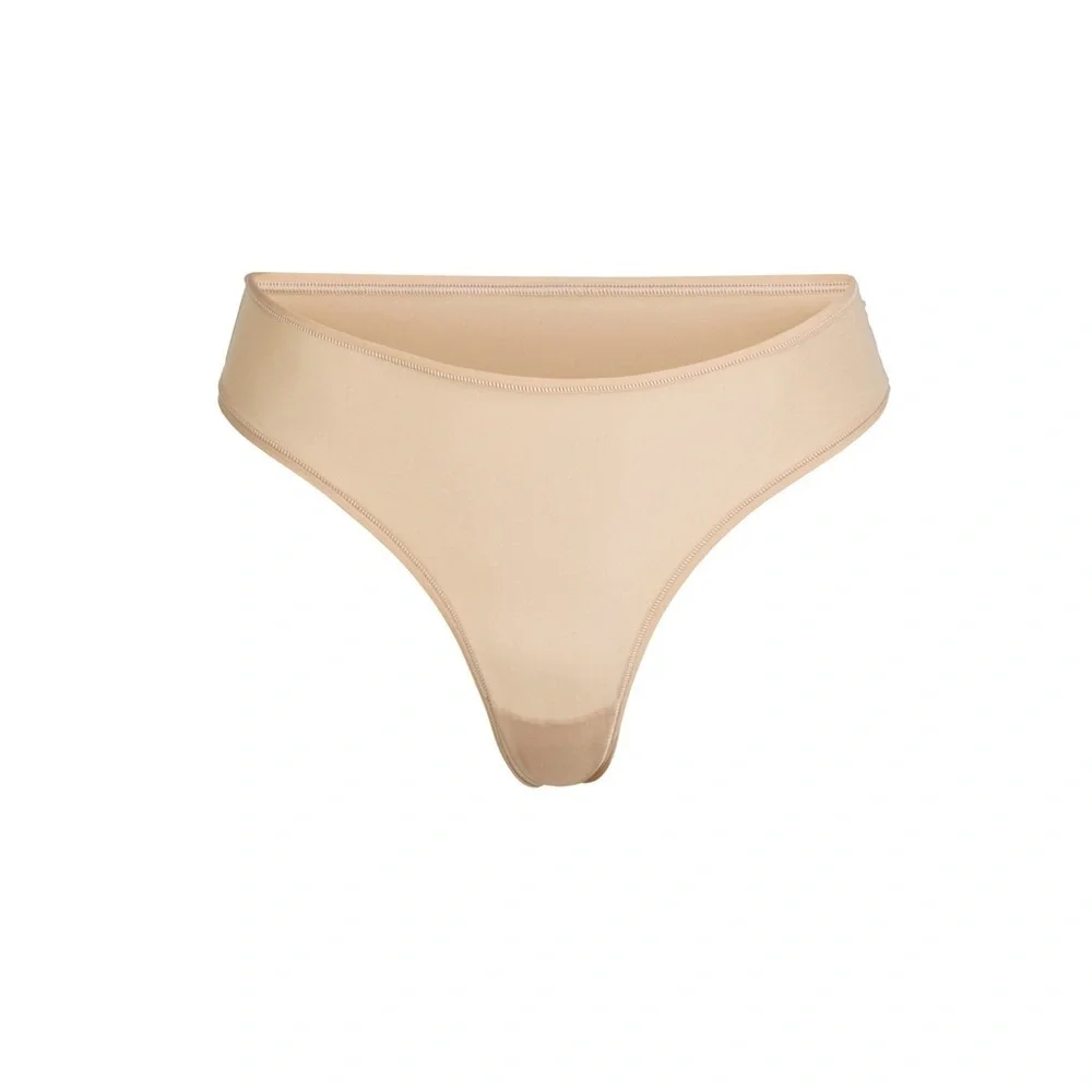 NWOT SKIMS FITS EVERYBODY THONG CLAY SIZE 3X